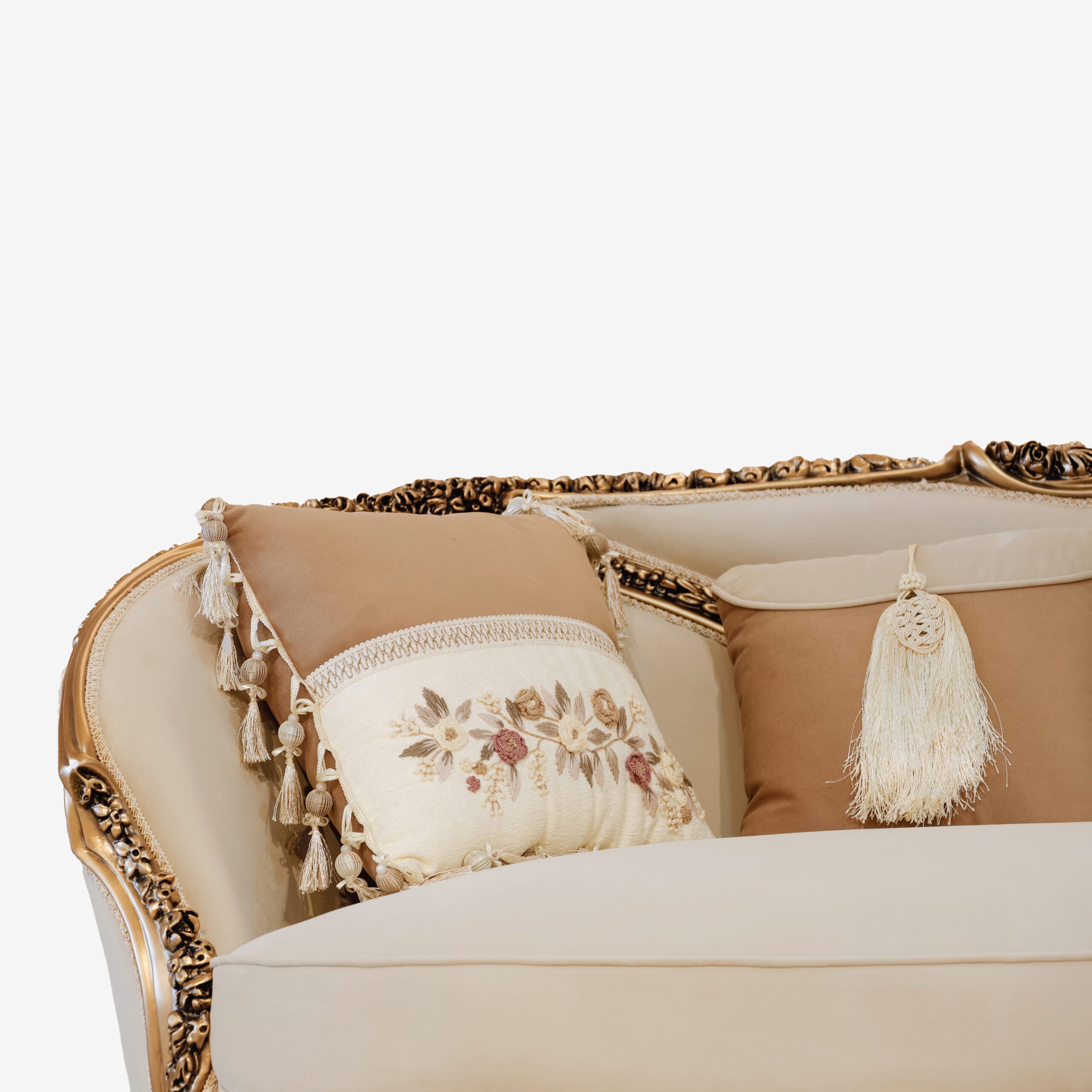 ELIZABETH - Image 6